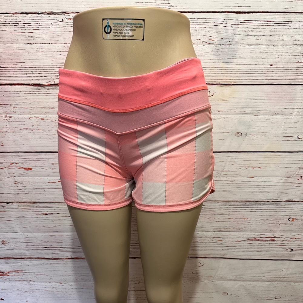 Lululemon athletica womens shorts size 4 pink and white